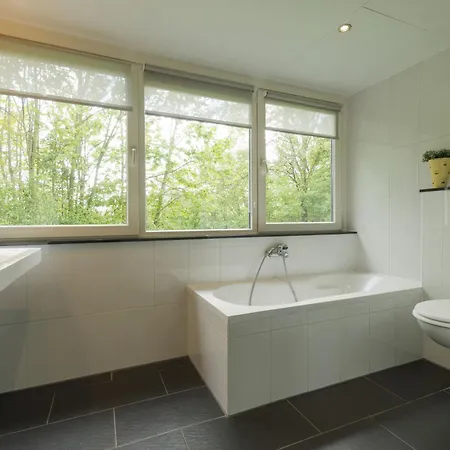 De Smokkelaar By Interhome
